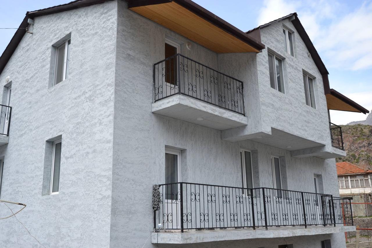 קזבגי Kazbek View Hostel מראה חיצוני תמונה